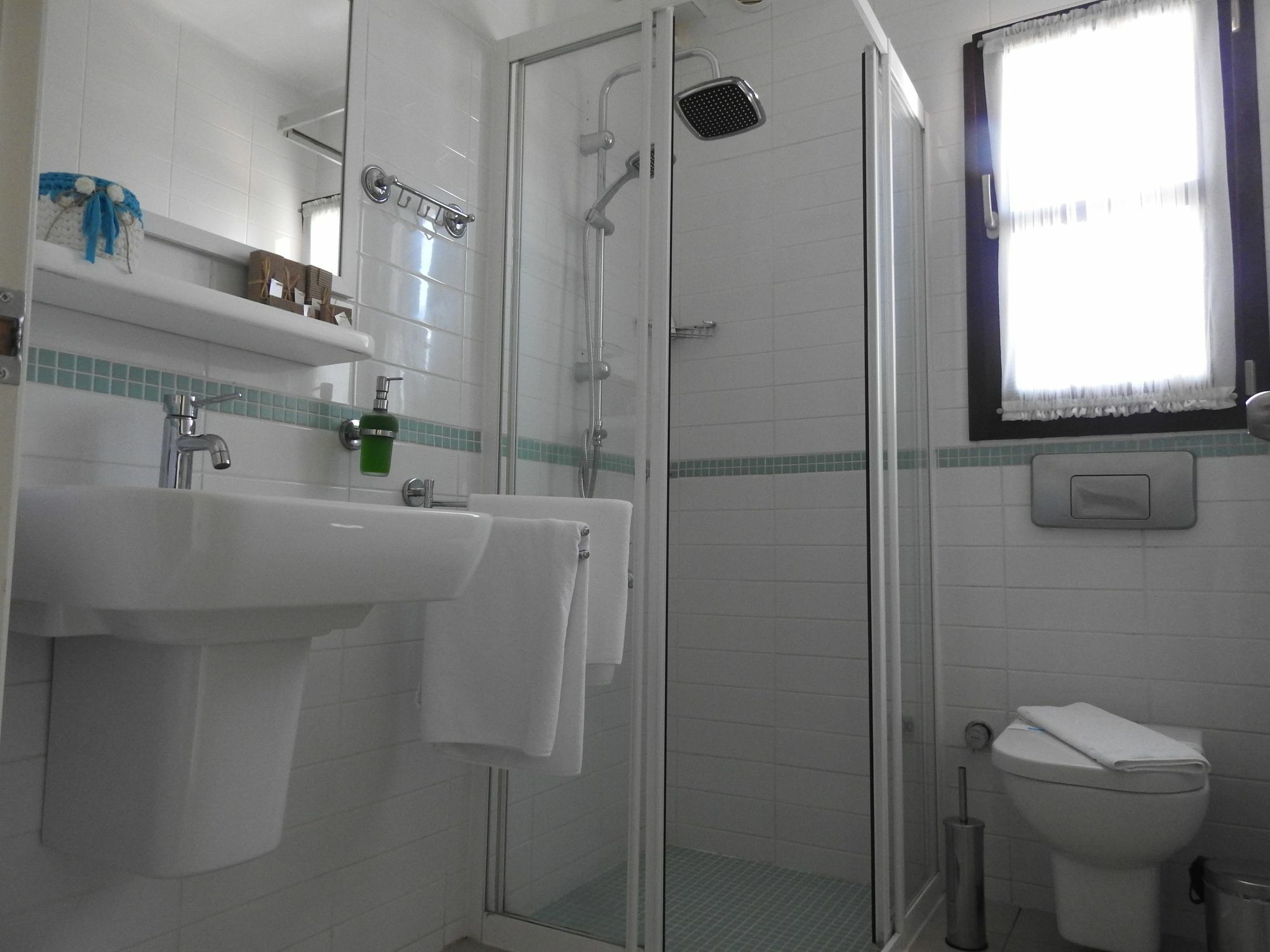 Tasquartas Hotel Алакати Екстериор снимка