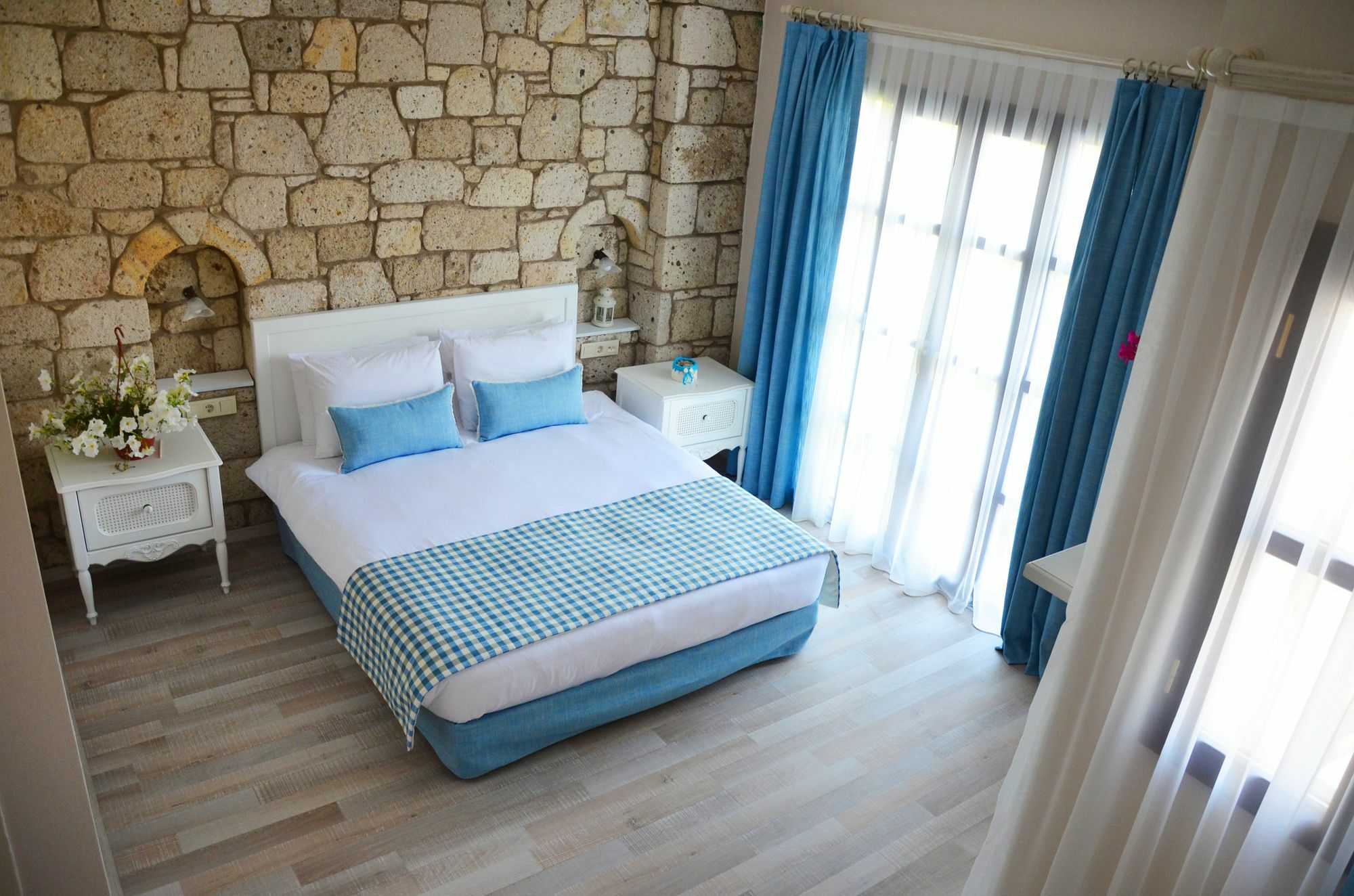 Tasquartas Hotel Алакати Екстериор снимка
